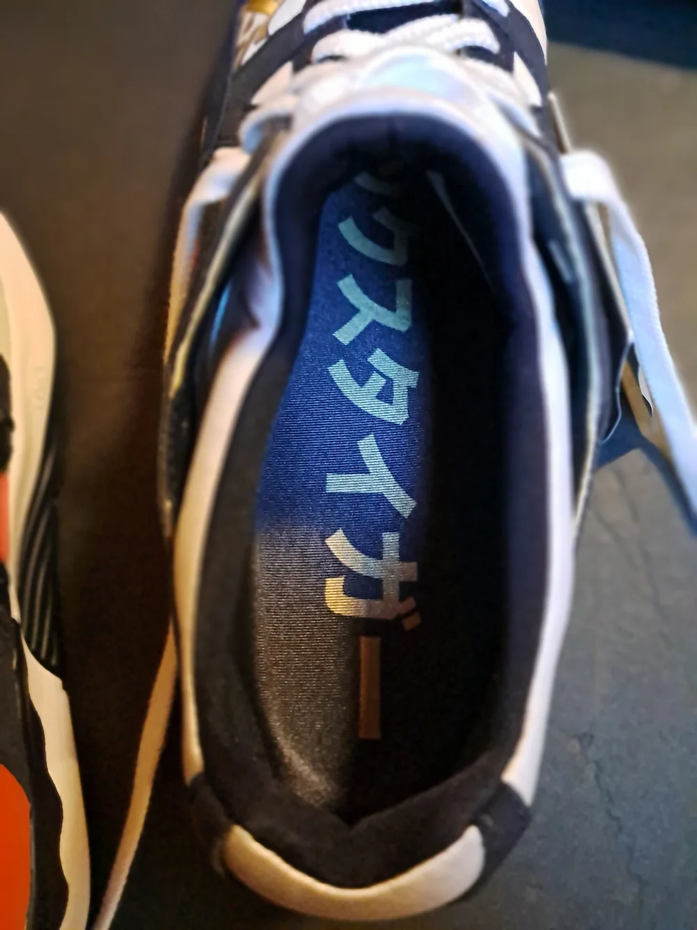 Asics classic low